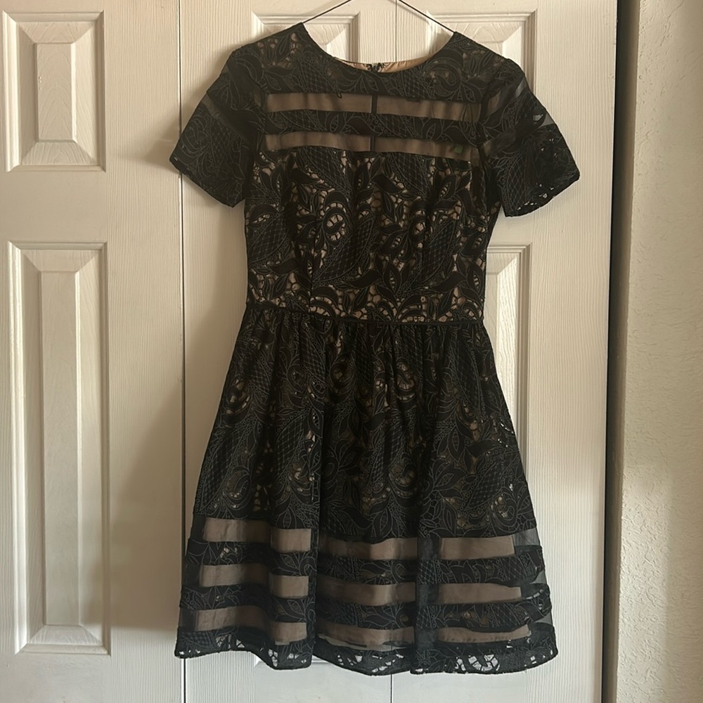 Beautiful cocktail - worn once!